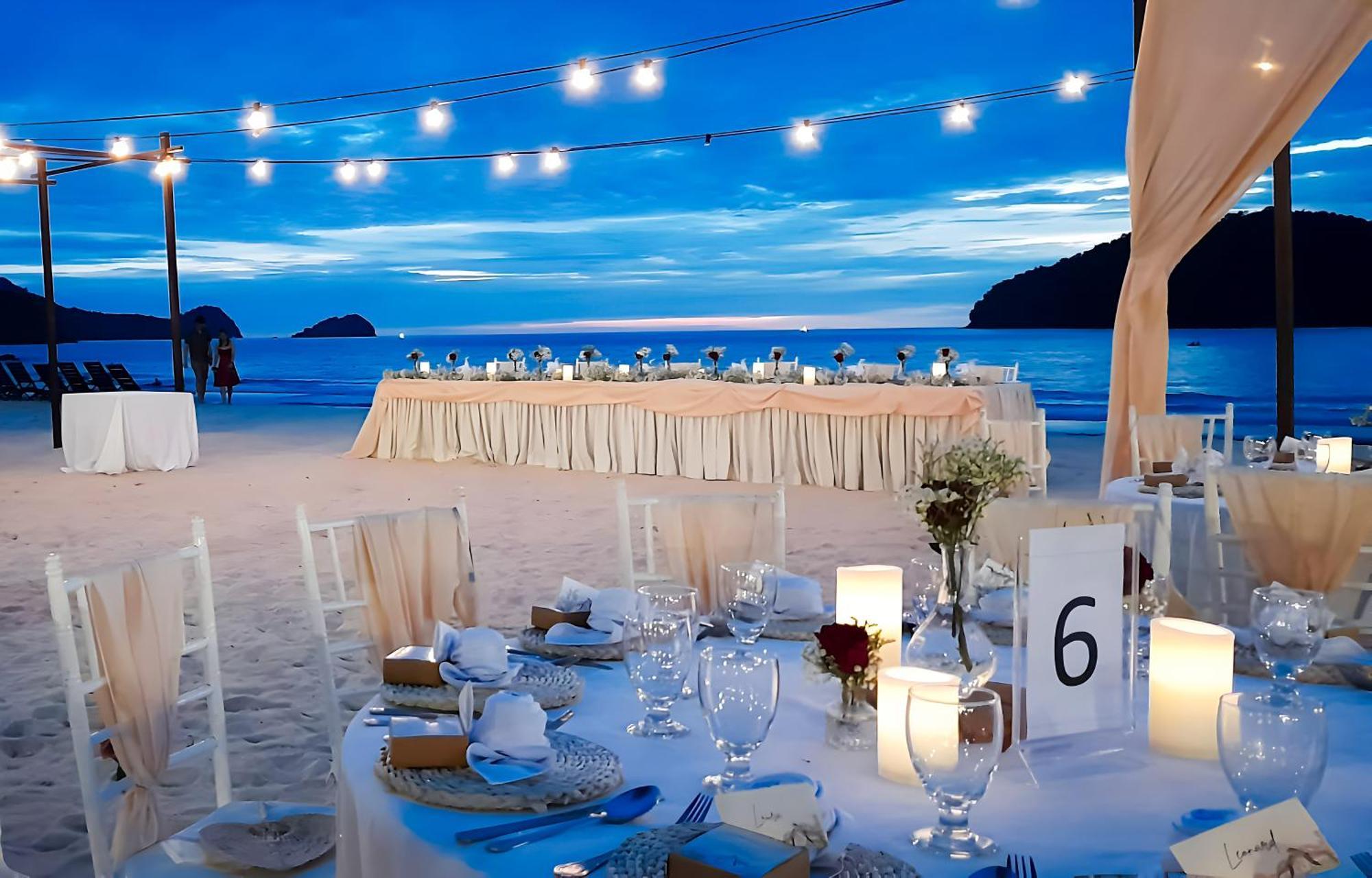Holiday Villa Resort & Beachclub Langkawi Pantai Cenang  Dış mekan fotoğraf