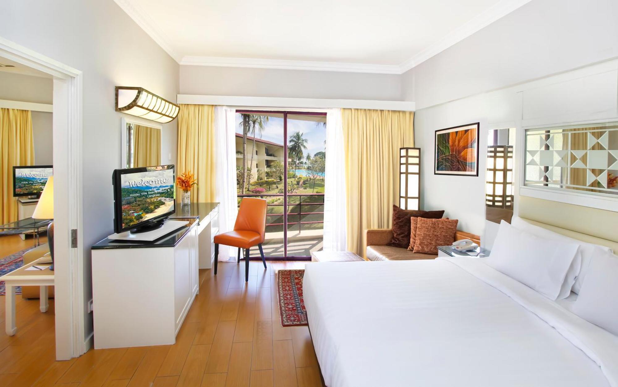 Holiday Villa Resort & Beachclub Langkawi Pantai Cenang  Dış mekan fotoğraf