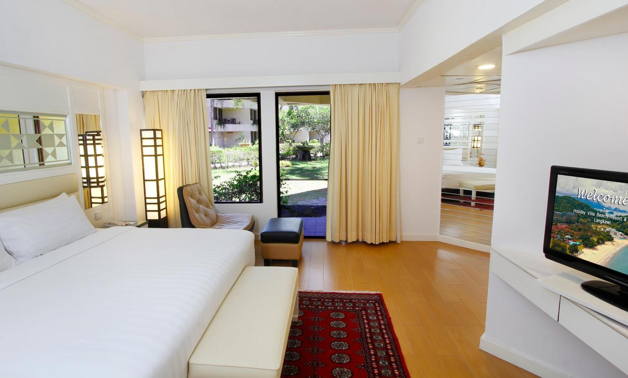Holiday Villa Resort & Beachclub Langkawi Pantai Cenang  Dış mekan fotoğraf